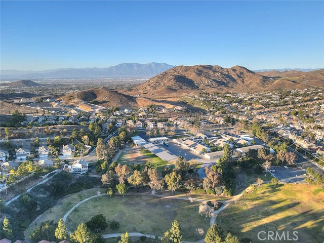 Detail Gallery Image 52 of 57 For 2040 Las Colinas Cir #104,  Corona,  CA 92879 - 2 Beds | 2 Baths