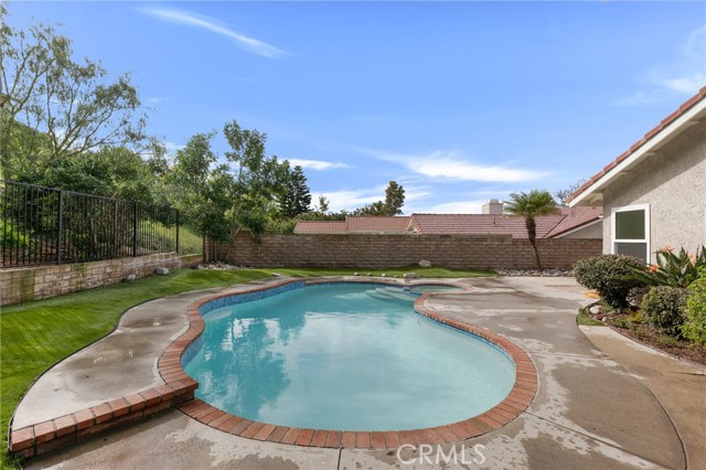 Detail Gallery Image 35 of 43 For 13754 Bear Valley Rd, Moorpark,  CA 93021 - 3 Beds | 2 Baths