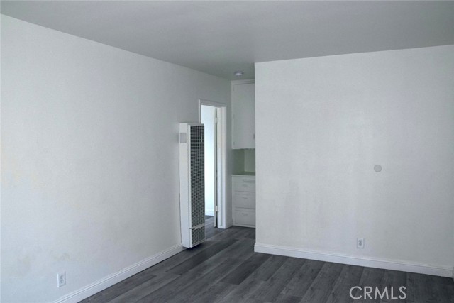 Detail Gallery Image 9 of 16 For 1945 W Vernon, Los Angeles,  CA 90062 - 5 Beds | 4 Baths