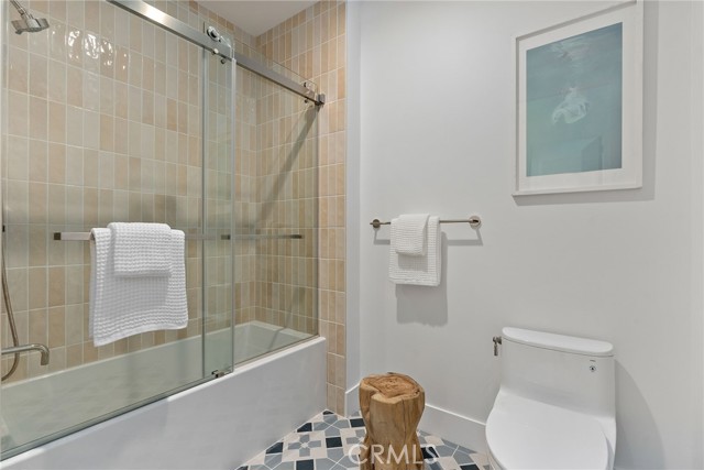 Detail Gallery Image 28 of 40 For 4261 Uptown Newport Drive #1,  Newport Beach,  CA 92660 - 3 Beds | 2/1 Baths