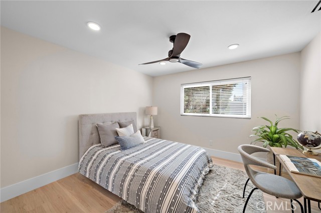 24641 Paige Circle, Laguna Hills CA: https://media.crmls.org/medias/0de97374-0258-42aa-b4da-00b5b556dc64.jpg