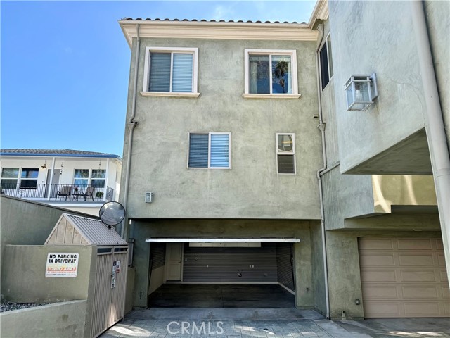 208 Calle Miramar, Redondo Beach, California 90277, 4 Bedrooms Bedrooms, ,3 BathroomsBathrooms,Residential,Sold,Calle Miramar,SB23192310