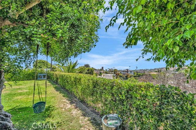 1801 W Chandeleur Drive, San Pedro CA: https://media.crmls.org/medias/0dec5f1b-e5ce-41cd-840a-5fb2cc14fcd9.jpg