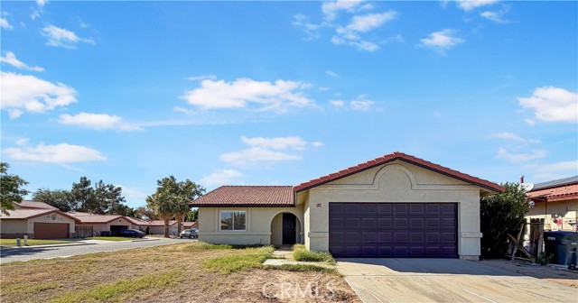 Detail Gallery Image 1 of 22 For 723 Michelle St, Blythe,  CA 92225 - 3 Beds | 2 Baths