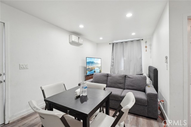 Detail Gallery Image 10 of 36 For 3322 W 66th St, Los Angeles,  CA 90043 - – Beds | – Baths