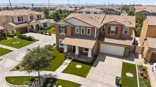 4132 S Canal Way, Ontario CA: https://media.crmls.org/medias/0dee8fd2-128a-4c79-a90b-6a9fa5e8f7e1.jpg