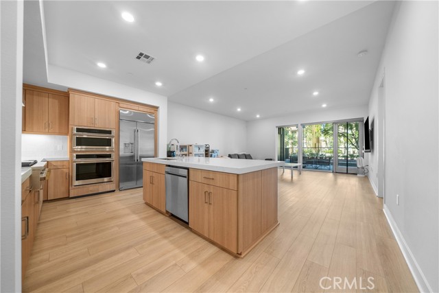 Front Image Thumbnail for CROC26048911