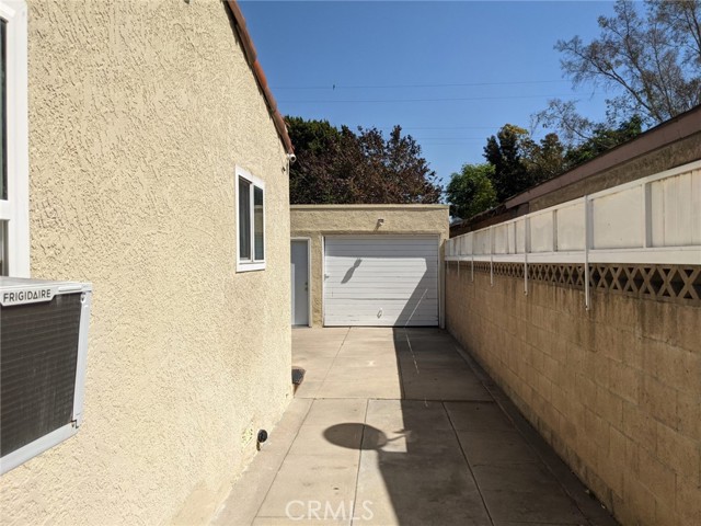 6054 Olive Avenue, Long Beach, California 90805, 2 Bedrooms Bedrooms, ,1 BathroomBathrooms,Single Family Residence,For Sale,Olive,PW21061826