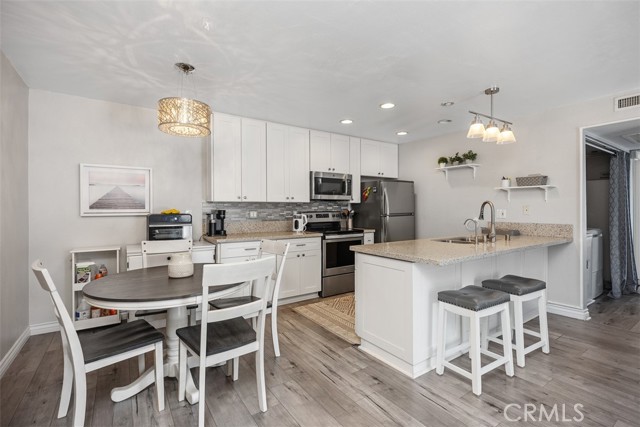 Detail Gallery Image 7 of 35 For 21981 Rimhurst Dr # P-160 #P-160,  Lake Forest,  CA 92630 - 2 Beds | 1 Baths