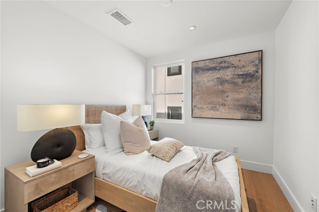 Detail Gallery Image 20 of 29 For 20462 Santa Ana Ave #F,  Newport Beach,  CA 92660 - 3 Beds | 3 Baths