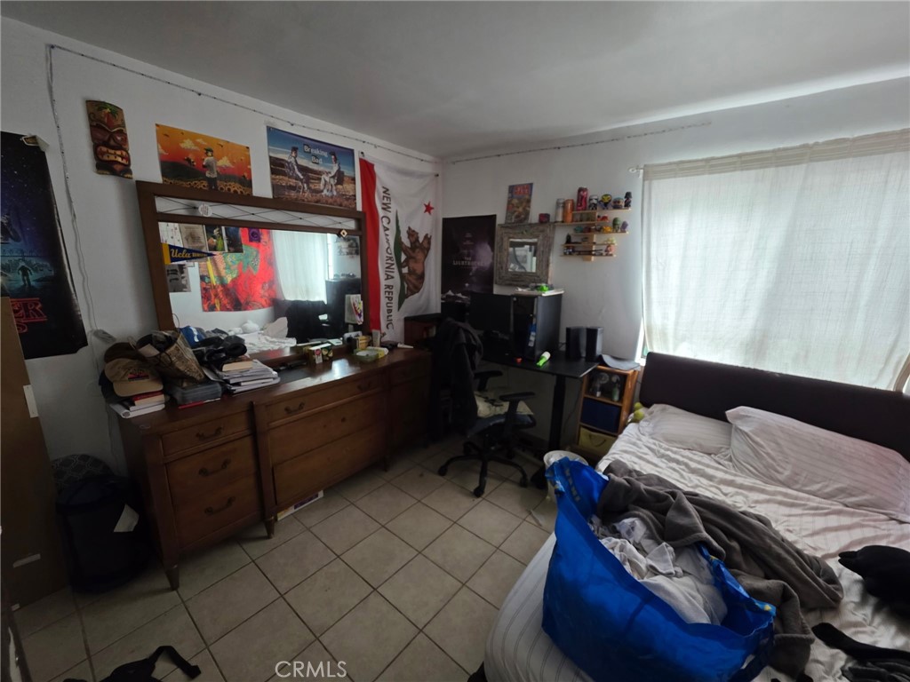 https://media.crmls.org/medias/0df26319-2f09-4fce-932d-9f1908ebcf84.jpg?preset=X-Large