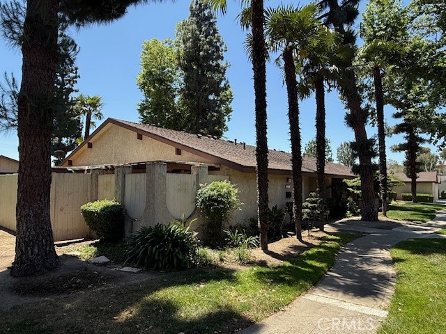Detail Gallery Image 2 of 6 For 1453 W 7th St, Upland,  CA 91786 - 2 Beds | 1 Baths