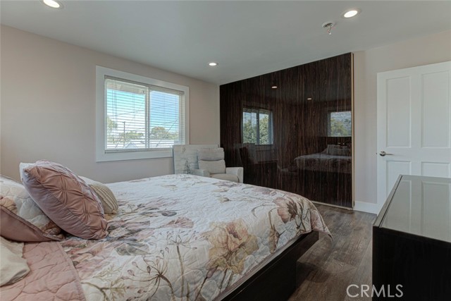 16814 Mayall Street photo 14