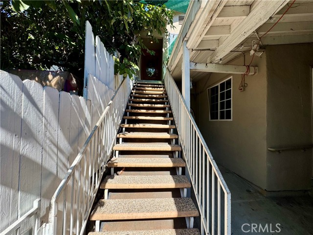 Detail Gallery Image 5 of 24 For 1925 Berkeley, Echo Park,  CA 90026 - – Beds | – Baths