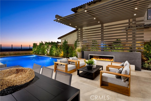 Detail Gallery Image 5 of 19 For 533 Peninsula, Irvine,  CA 92602 - 4 Beds | 4/1 Baths