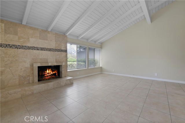 Detail Gallery Image 3 of 27 For 2220 Fiesta, Newport Beach,  CA 92660 - 3 Beds | 2 Baths