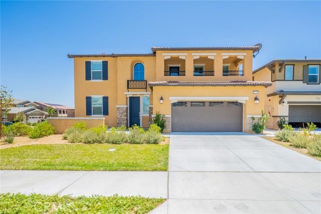 16461 Red Willow St, Fontana, CA 92336