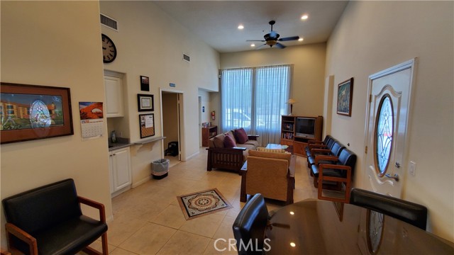Detail Gallery Image 19 of 51 For 6121 Riverside Dr #I,  Chino,  CA 91710 - 1 Beds | 1 Baths