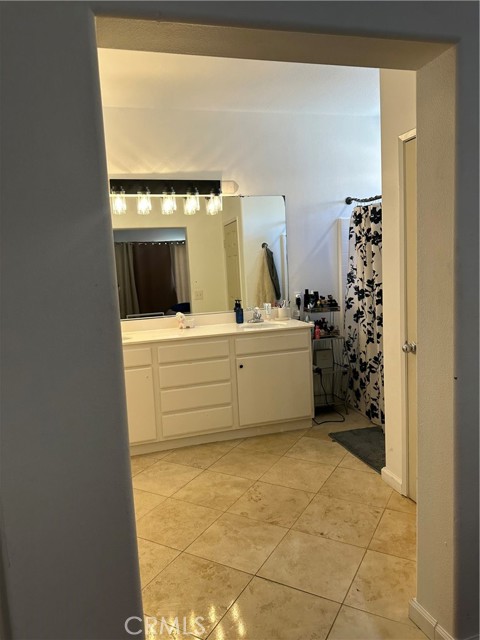 3913 Manquelo Court, Perris CA: https://media.crmls.org/medias/0df7369a-4f22-4314-b861-0a3068aff458.jpg