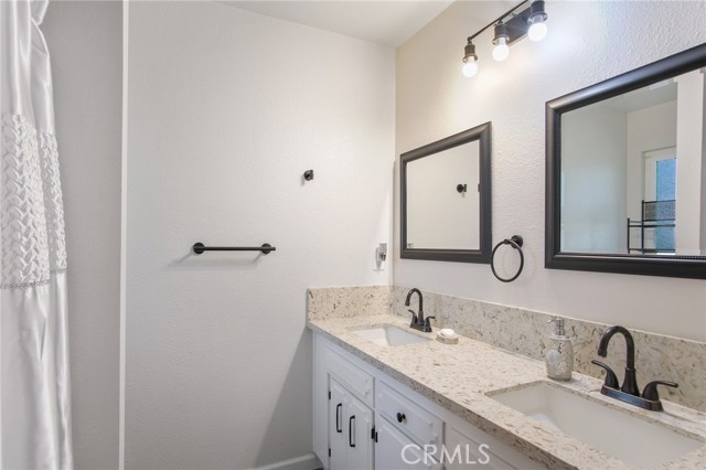 372 Terri Drive, Atwater CA: https://media.crmls.org/medias/0df74a9b-b203-498c-9dc5-b422d78231c4.jpg