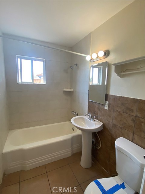 Detail Gallery Image 10 of 37 For 719 W Avenue H13, Lancaster,  CA 93534 - 4 Beds | 2 Baths