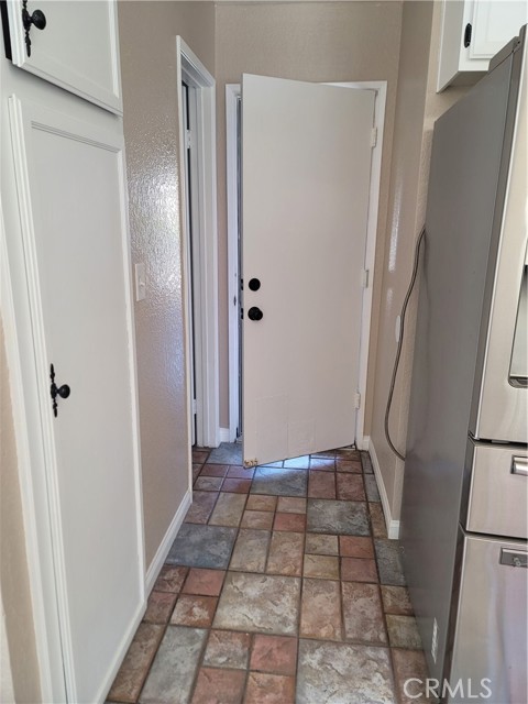 15681 Half Moon Drive, Lake Elsinore CA: https://media.crmls.org/medias/0df82fc2-fd20-412a-8521-bfd246f6a75b.jpg