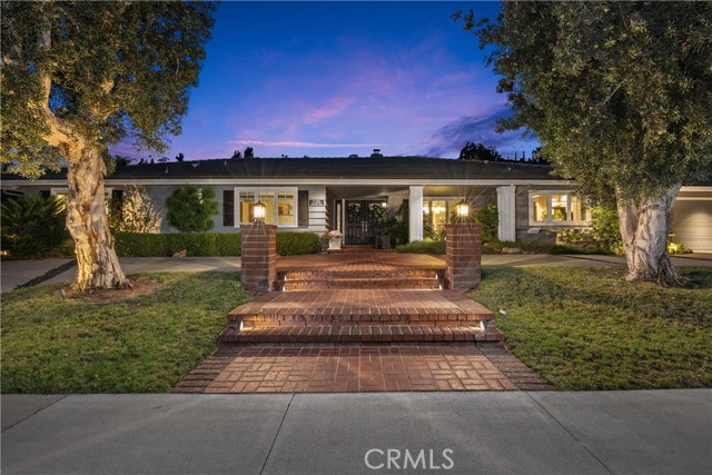 Detail Gallery Image 3 of 53 For 12261 Browning Ave, North Tustin,  CA 92705 - 5 Beds | 4/1 Baths