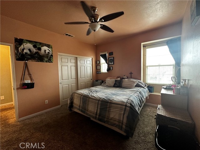 1928 Hawthorne Street, San Jacinto CA: https://media.crmls.org/medias/0df922b5-f5f9-4836-8e1f-585efce50aca.jpg