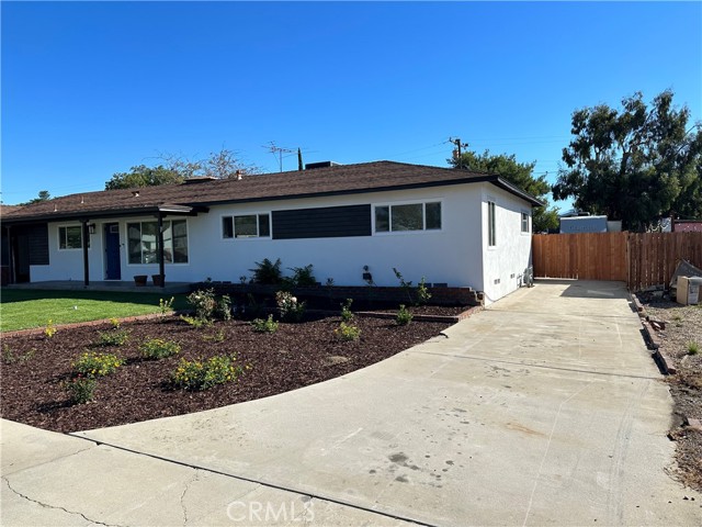 Image 2 for 8443 Frankfort Ave, Fontana, CA 92335