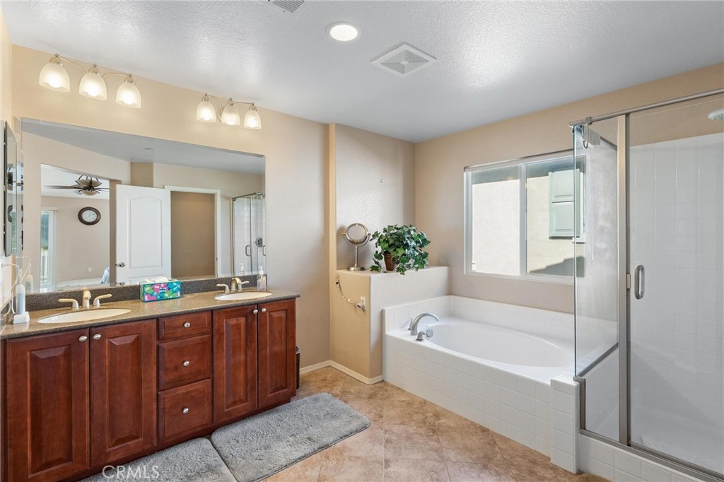 MLS #CV25239567 image #36