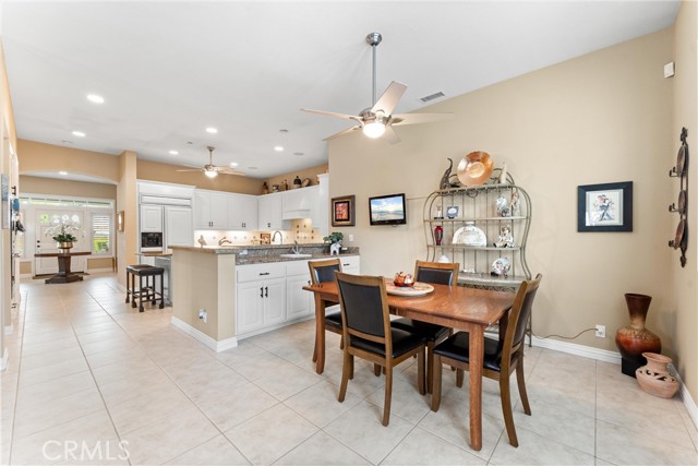 1522 Oakhill Court, Santa Ana CA: https://media.crmls.org/medias/0df9f9c7-67cf-4a19-83fd-937a863980c8.jpg
