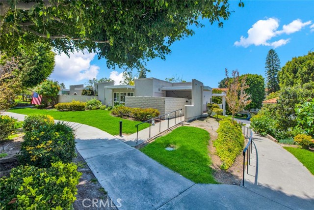 2328 Via Mariposa #Q, Laguna Woods, CA 92637