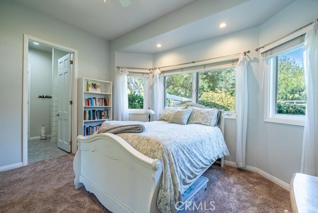 Detail Gallery Image 47 of 74 For 15725 Bronco Dr, Canyon Country,  CA 91387 - 5 Beds | 4/1 Baths