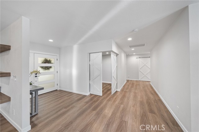 1031 E Andrews Drive, Long Beach CA: https://media.crmls.org/medias/0dfada26-63ed-4b11-8ba7-7637ab4c2f3b.jpg