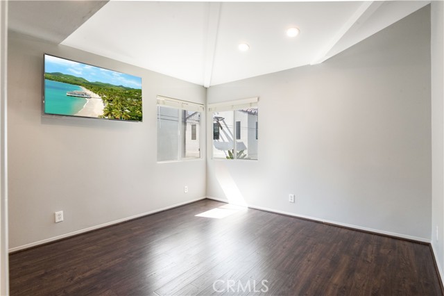 Detail Gallery Image 14 of 20 For 2005 Gates Ave a,  Redondo Beach,  CA 90278 - 4 Beds | 3/1 Baths