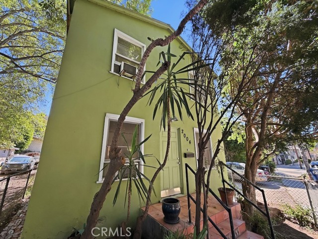 Detail Gallery Image 3 of 26 For 2004 Echo Park Ave, Los Angeles,  CA 90026 - – Beds | – Baths