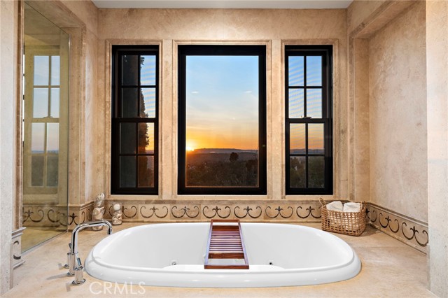 Detail Gallery Image 40 of 69 For 2 Galaxy Isle, Ladera Ranch,  CA 92694 - 5 Beds | 5/1 Baths