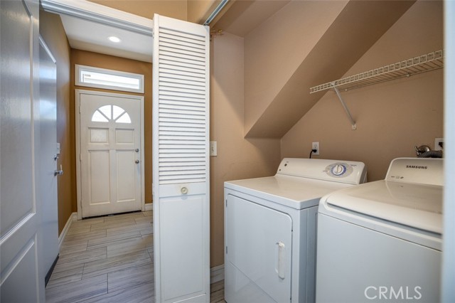 Detail Gallery Image 24 of 34 For 754 Joann St #B,  Costa Mesa,  CA 92627 - 3 Beds | 2 Baths