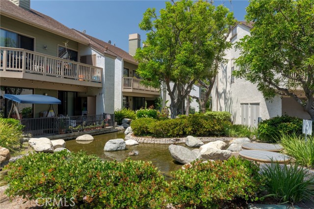 Detail Gallery Image 1 of 1 For 10620 Lakeside N #285 I,  Garden Grove,  CA 92840 - 1 Beds | 1 Baths