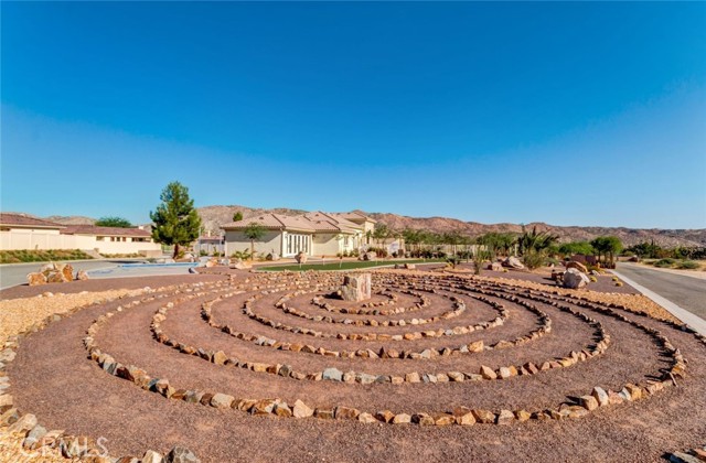 Detail Gallery Image 28 of 35 For 7397 Village Way, Yucca Valley,  CA 92284 - 3 Beds | 2 Baths