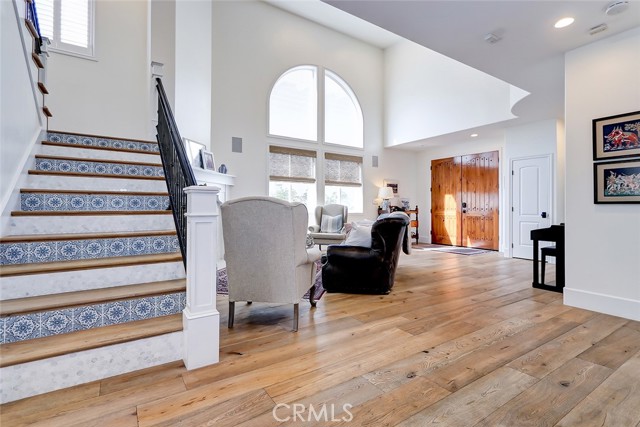 2304 Elm Avenue, Manhattan Beach, California 90266, 5 Bedrooms Bedrooms, ,4 BathroomsBathrooms,Residential,Sold,Elm,SB21197598