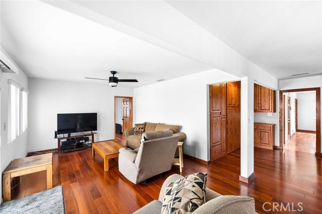 Detail Gallery Image 14 of 26 For 713 N Orcutt, Montebello,  CA 90640 - 4 Beds | 2 Baths