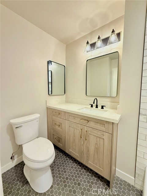 Detail Gallery Image 24 of 27 For 27215 Elias, Saugus,  CA 91350 - 4 Beds | 2 Baths