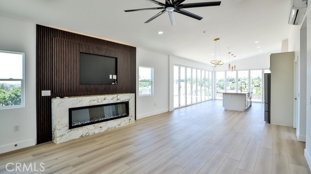 Image 3 of 33 For 1198 Barbara Drive