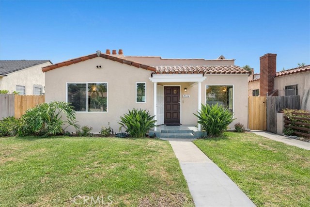 2516 Easy Avenue, Long Beach, California 90810, 2 Bedrooms Bedrooms, ,2 BathroomsBathrooms,Single Family Residence,For Sale,Easy,PW24145395
