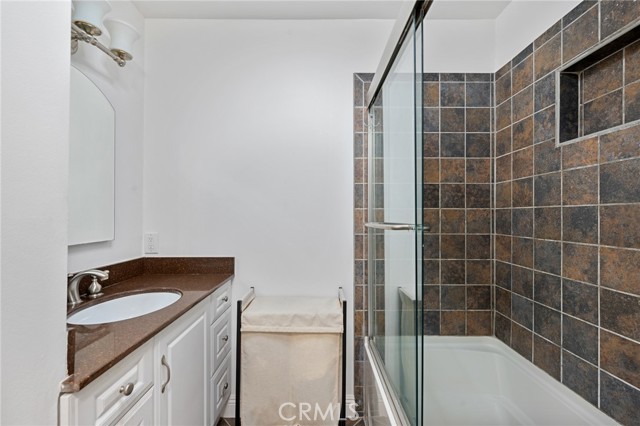 Detail Gallery Image 15 of 22 For 720 Meyer Ln #102,  Redondo Beach,  CA 90278 - 2 Beds | 2 Baths