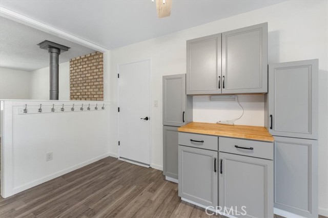 21999 Riverside Avenue, Red Bluff CA: https://media.crmls.org/medias/0e00cbea-068f-4590-8100-4a95ff55bf4b.jpg