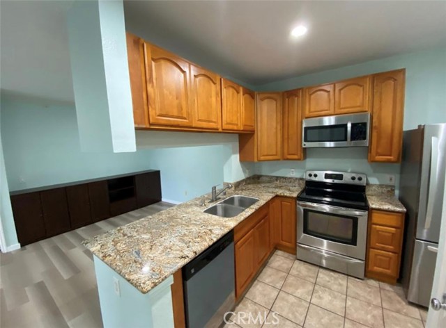 Detail Gallery Image 3 of 15 For 701 Gibson Dr #1124,  Roseville,  CA 95678 - 2 Beds | 2 Baths