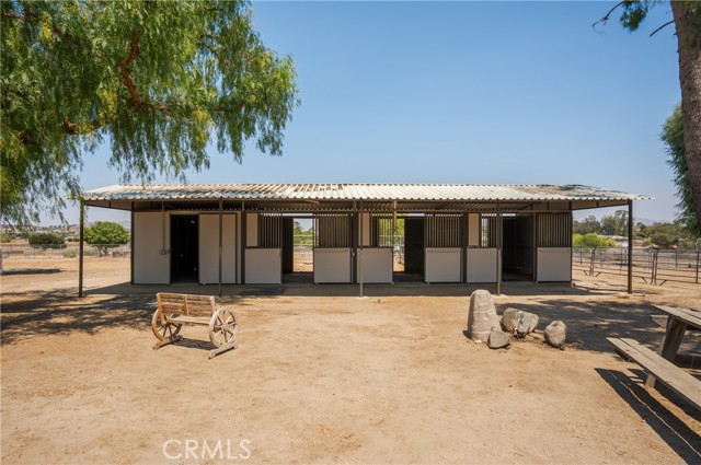 31755 Country Haven Lane, Menifee CA: https://media.crmls.org/medias/0e020a5e-a9ac-4e4c-b0b6-55c1db8e1af1.jpg