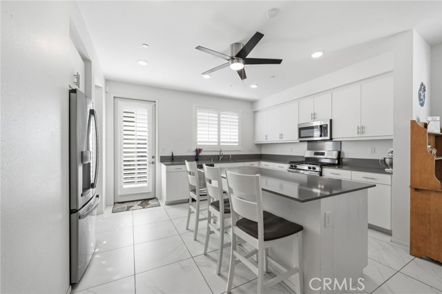 Front Image Thumbnail for CRCV25267188